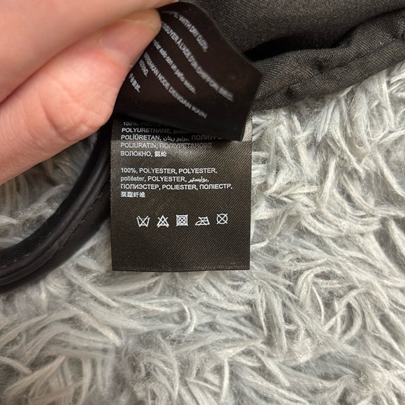 Bebe Shoulder Bag! - Picture 16 of 16